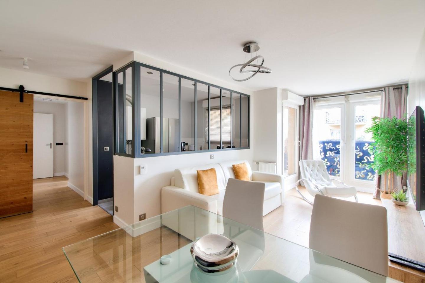 123Home - Suite & Spa Xl มองต์เตฮวา ภายนอก รูปภาพ